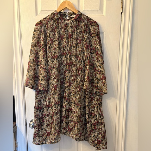 Zara Dresses & Skirts - Zara basic dress size M fine pleated chiffon flare sleeve mini